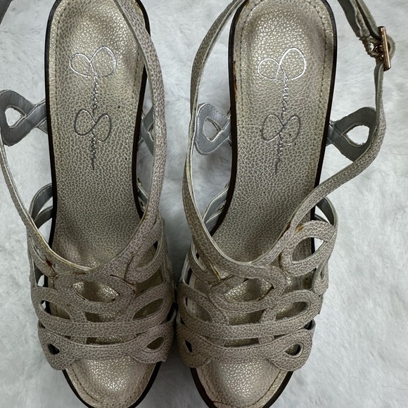Jessica Simpson Elegant ivory Strappy Sandals - Picture 1 of 4